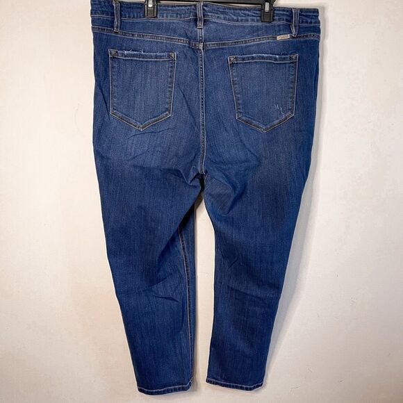 KanCan Distressed Cropped Jeans Size 24W - Picture 2 of 8